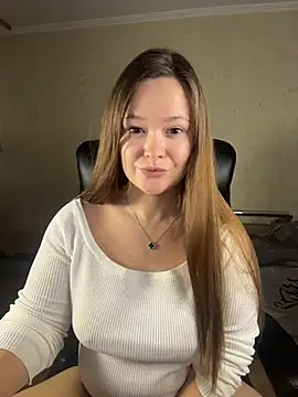 Snapshot of CaramelleSugarr chatting on 12-20-25, 05:31 CaramelleSugarr online show from 12-20-25, 05:31