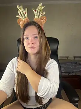 Snapshot of CaramelleSugarr chatting on 12-23-25, 10:46 CaramelleSugarr online show from 12-23-25, 10:46