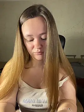CaramelleSugarr online show from 05-14-26, 05:20