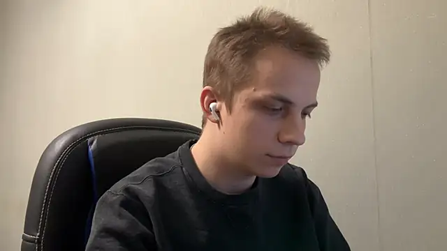 Snapshot of Markooaa chatting on 02-08-26, 05:49 Markooaa online show from 02-08-26, 05:49