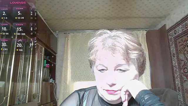 Casey peach online show from 04-01-26, 04:02