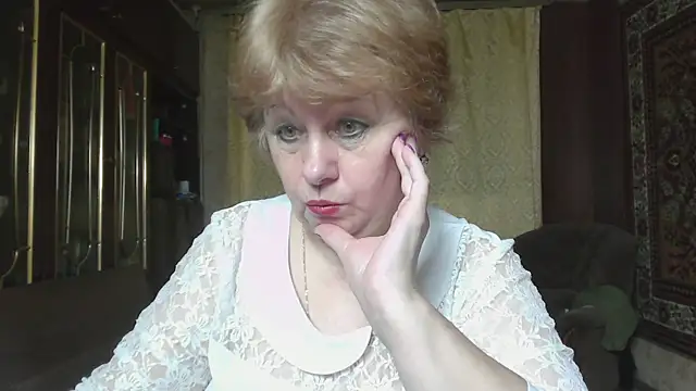 Casey peach online show from 07-25-26, 02:09