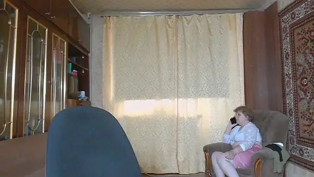 Casey peach online show from 07-25-26, 02:58