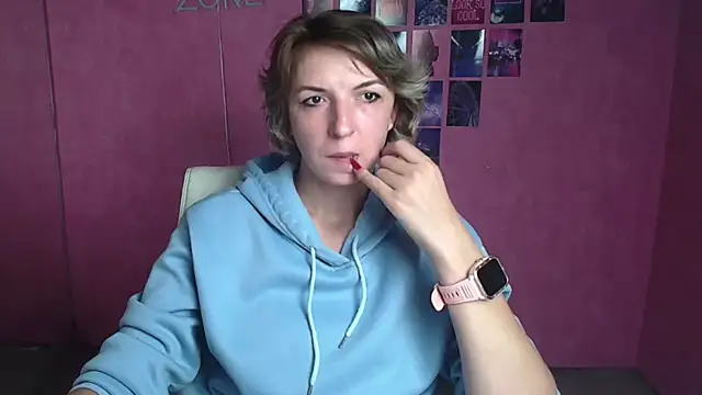 Lana Foxyy online show from 07-10-26, 05:34