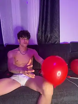 Snapshot of saphirafox chatting on 02-12-26, 10:27 saphirafox online show from 02-12-26, 10:27