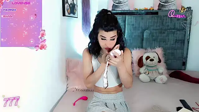 Snapshot of titania1502 chatting on 02-28-26, 08:54 titania1502 online show from 02-28-26, 08:54