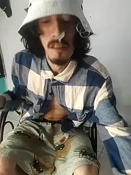 Snapshot of sk8-boy chatting on 02-02-26, 02:49 sk8-boy online show from 02-02-26, 02:49