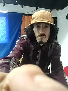 Snapshot of sk8-boy chatting on 02-15-26, 04:03 sk8-boy online show from 02-15-26, 04:03