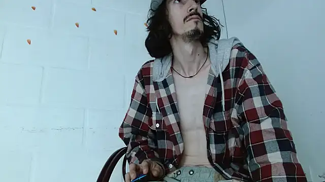 sk8-boy online show from 06-21-26, 03:14