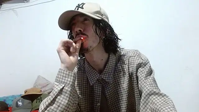 sk8-boy online show from 07-22-26, 11:40