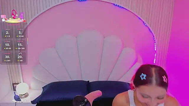 Snapshot of Ary__cherry chatting on 01-08-26, 08:44 Ary cherry online show from 01-08-26, 08:44