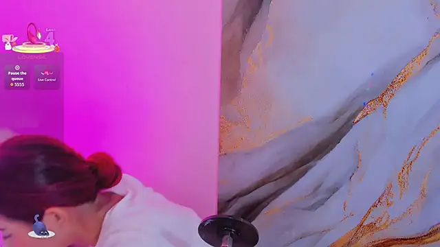 Snapshot of Ary__cherry chatting on 01-13-26, 07:19 Ary cherry online show from 01-13-26, 07:19