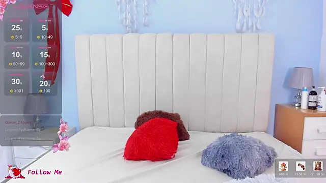 Snapshot of Briana_Goldd chatting on 02-26-26, 08:52 Briana Goldd online show from 02-26-26, 08:52