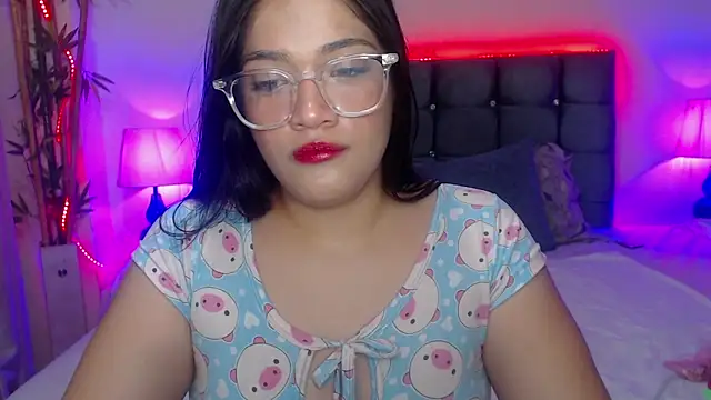 Snapshot of Valeri_hot22 chatting on 01-16-26, 11:31 Valeri hot22 online show from 01-16-26, 11:31