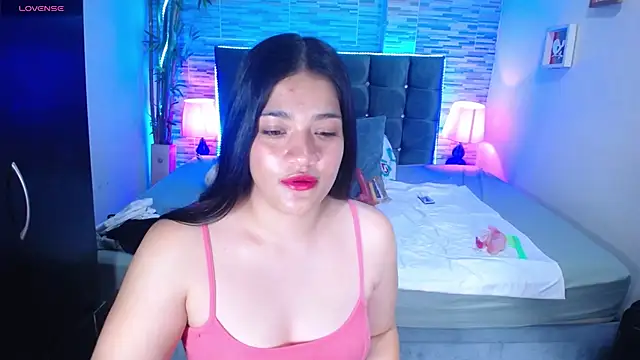 Snapshot of Valeri_hot22 chatting on 03-13-26, 09:54 Valeri hot22 online show from 03-13-26, 09:54