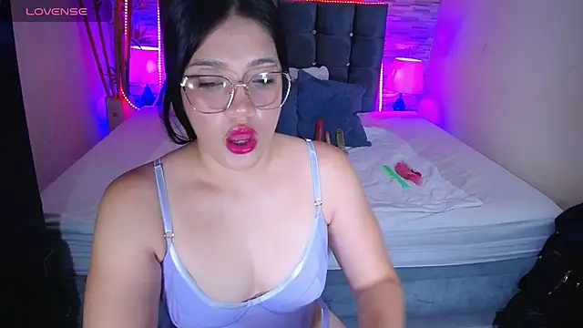 Valeri hot22 online show from 06-11-26, 10:19