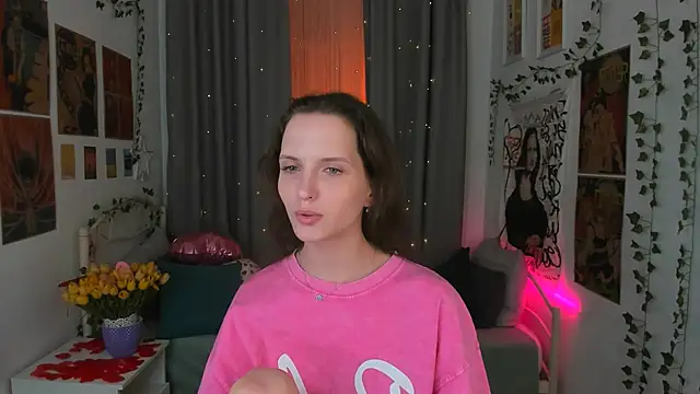 Ariadna Shy online show from 02-16-25, 05:37