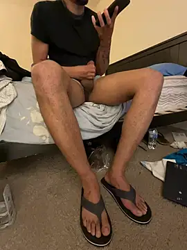 Snapshot of Kingbertfeet chatting on 02-15-26, 02:30 Kingbertfeet online show from 02-15-26, 02:30