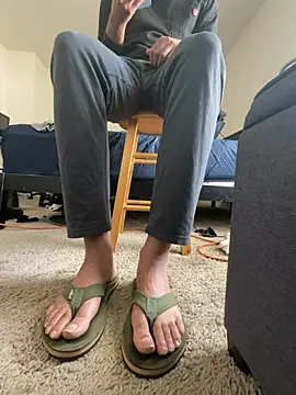 Snapshot of Kingbertfeet chatting on 03-24-26, 07:30 Kingbertfeet online show from 03-24-26, 07:30