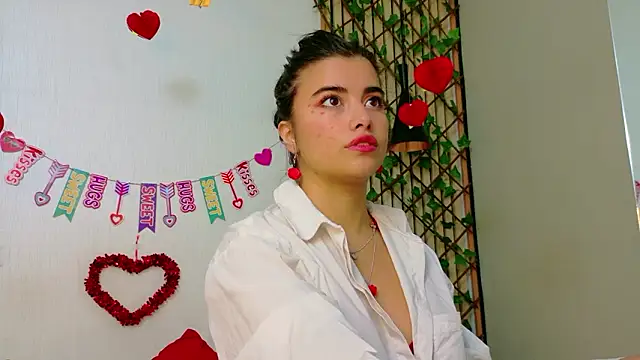 Snapshot of Georgia_Candy chatting on 02-15-26, 01:24 Georgia Candy online show from 02-15-26, 01:24