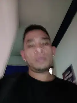 Gloryholeroom online show from 12-19-25, 07:43