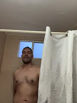 AdrianGarcia89 online show from 06-08-26, 01:28