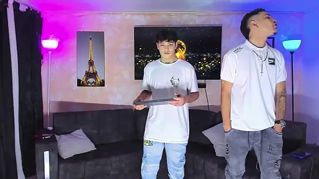 Snapshot of Oficial_KingOfHeavens chatting on 02-10-26, 05:44 Oficial KingOfHeavens online show from 02-10-26, 05:44