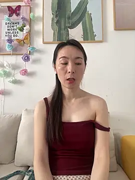 Snapshot of you-005 chatting on 03-06-26, 02:41 you-005 online show from 03-06-26, 02:41