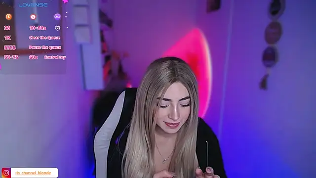 channel blondee online show from 02-12-26, 08:48