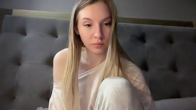 blondinkaa online show from 04-12-26, 07:08