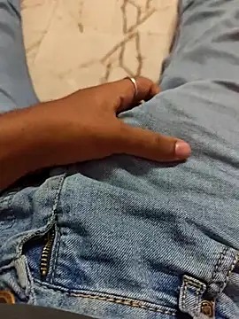 AqueousCrepe online show from 02-10-26, 01:15