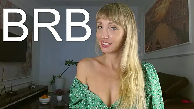 Snapshot of Helen_bb chatting on 03-02-26, 05:08 Helen bb online show from 03-02-26, 05:08