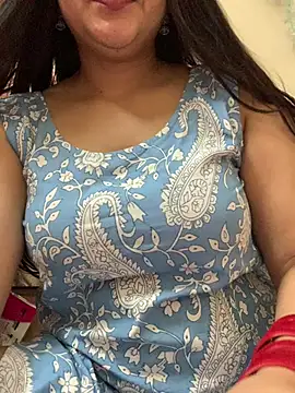 Snapshot of missmisha01 chatting on 06-23-26, 06:44 missmisha01 online show from 06-23-26, 06:44