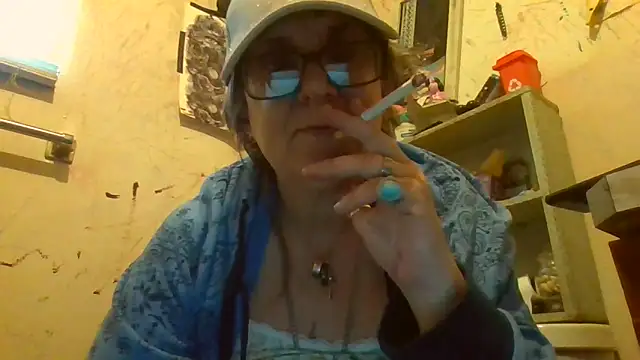 becky1111 online show from 04-24-26, 12:46