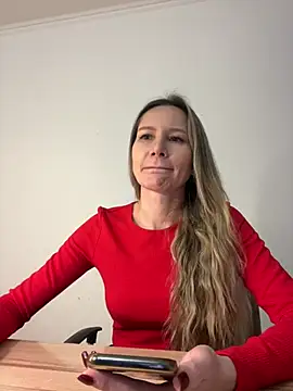 Snapshot of 1Moonlight1 chatting on 02-27-26, 04:40 1Moonlight1 online show from 02-27-26, 04:40