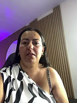 evelyn harpeery online show from 07-30-26, 11:09