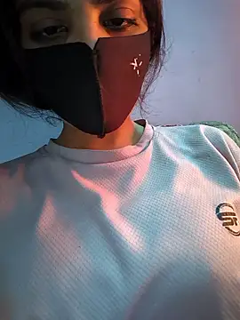 Snapshot of kinsu4763 chatting on 01-10-26, 03:25 kinsu4763 online show from 01-10-26, 03:25