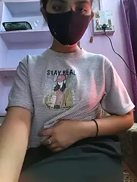 Snapshot of kinsu4763 chatting on 01-18-26, 07:01 kinsu4763 online show from 01-18-26, 07:01