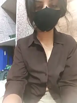 Snapshot of kinsu4763 chatting on 03-25-26, 06:25 kinsu4763 online show from 03-25-26, 06:25