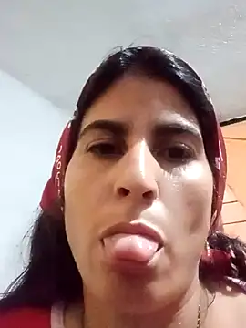 Snapshot of Laflaca12 chatting on 04-07-26, 05:35 Laflaca12 online show from 04-07-26, 05:35