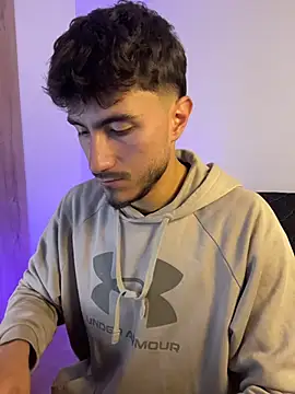 Snapshot of LIAM_COLT chatting on 03-17-26, 09:29 LIAM COLT online show from 03-17-26, 09:29