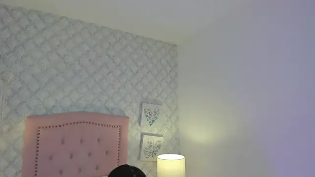 Snapshot of amber__ferrera chatting on 03-05-26, 07:54 amber ferrera online show from 03-05-26, 07:54