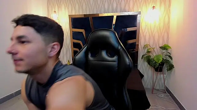 Noah Clarkk online show from 04-29-26, 03:27