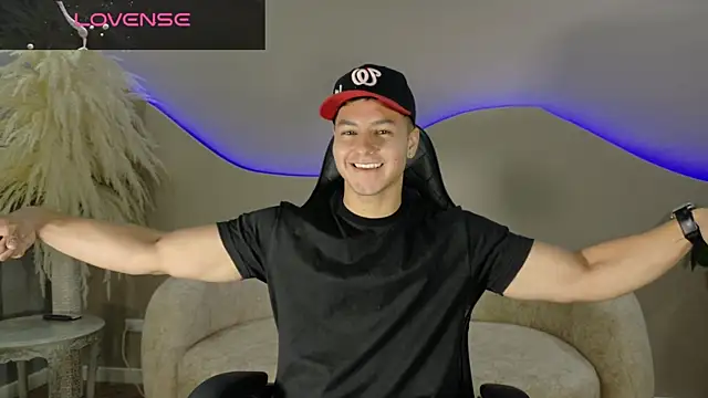 Noah Clarkk online show from 07-03-26, 05:41