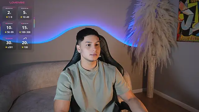 Noah Clarkk online show from 07-16-26, 05:41
