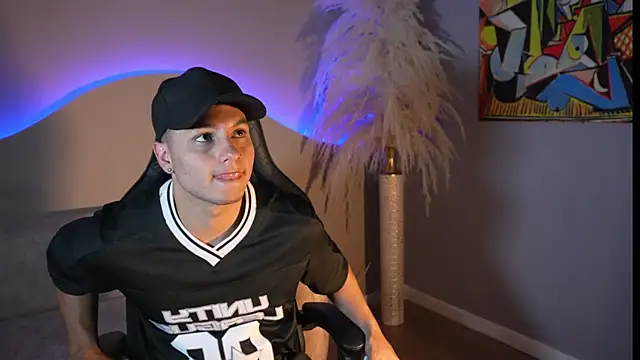 Noah Clarkk online show from 07-25-26, 07:55