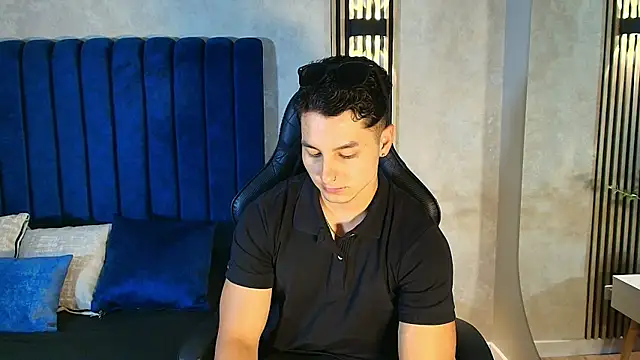 Noah Clarkk online show from 07-28-26, 07:39