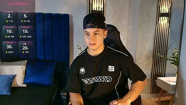 Noah Clarkk online show from 07-30-26, 05:34