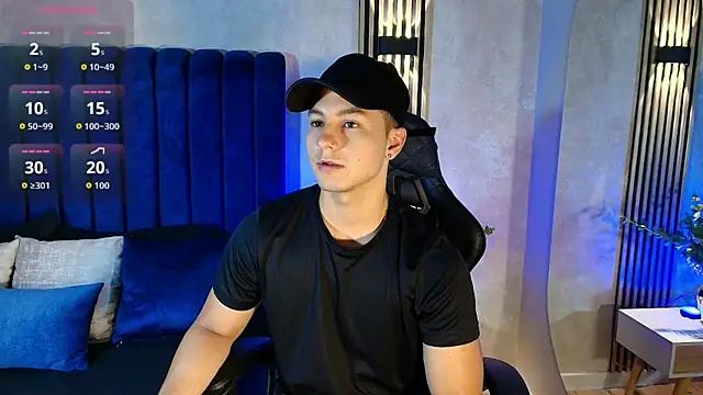 Noah Clarkk online show from 08-03-26, 05:38