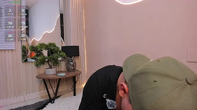 Snapshot of Thristan_Leones chatting on 12-22-25, 10:51 Thristan Leones online show from 12-22-25, 10:51